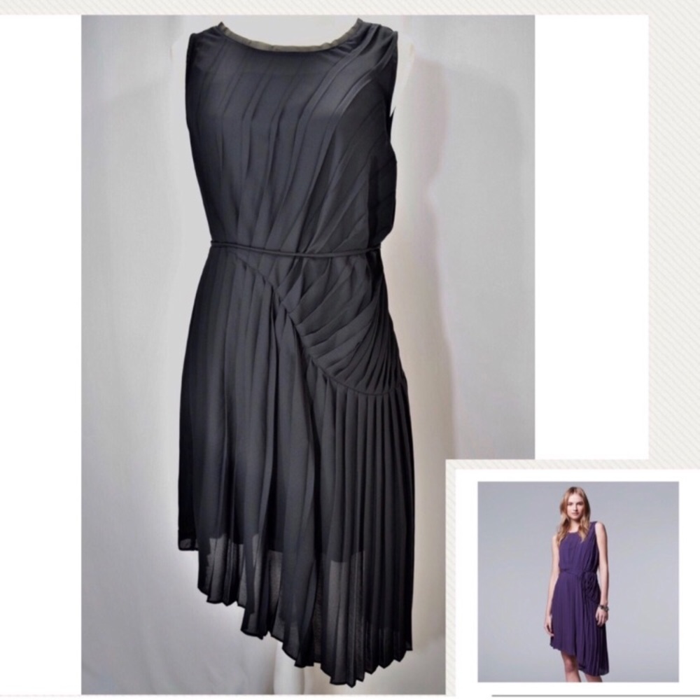 NWT Black Asymmetrical Pleated Shift Dress